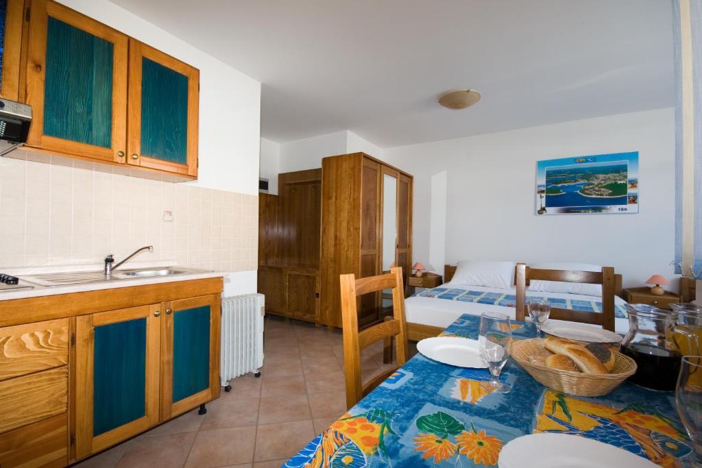 Apartments Valentino Vrsar Quarto foto