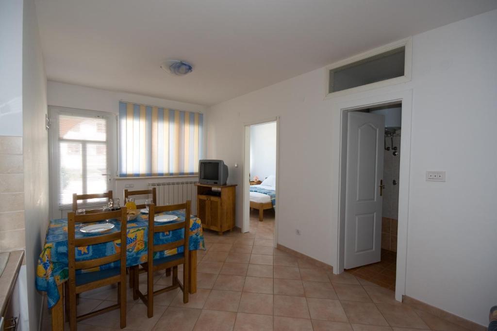 Apartments Valentino Vrsar Quarto foto